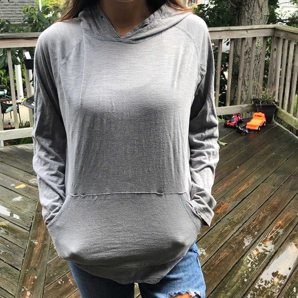 light gray sweatshirt